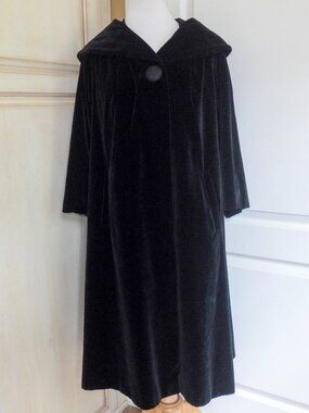 Vintage 50/60's JW Robinson Black Thick Velvet Swing Coat Very I Love Lucy!